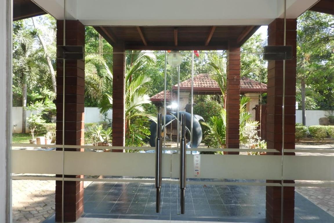 Yala Safari Village Thissamaharama Maha Akurugoda Bagian luar foto