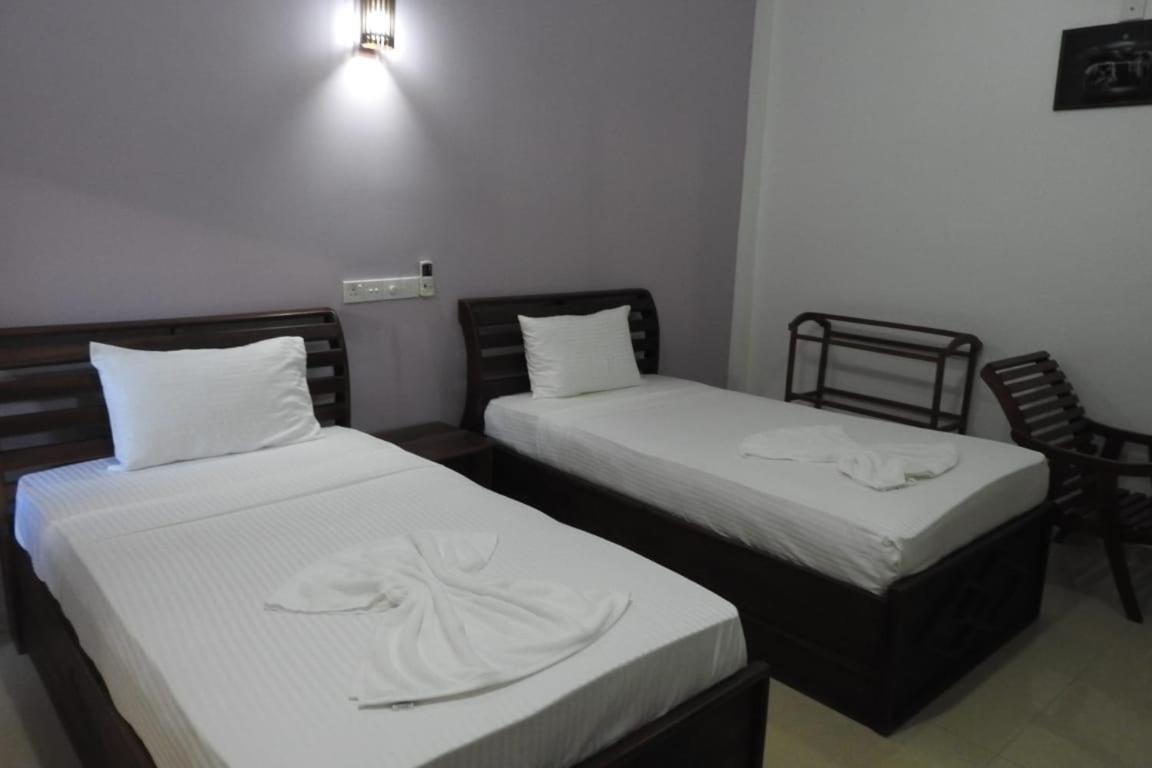 Yala Safari Village Thissamaharama Maha Akurugoda Bagian luar foto